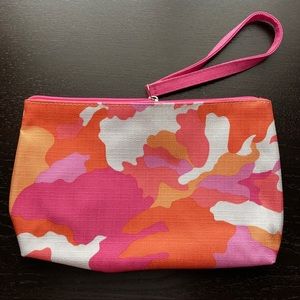 NEW CLINIQUE make-up bag